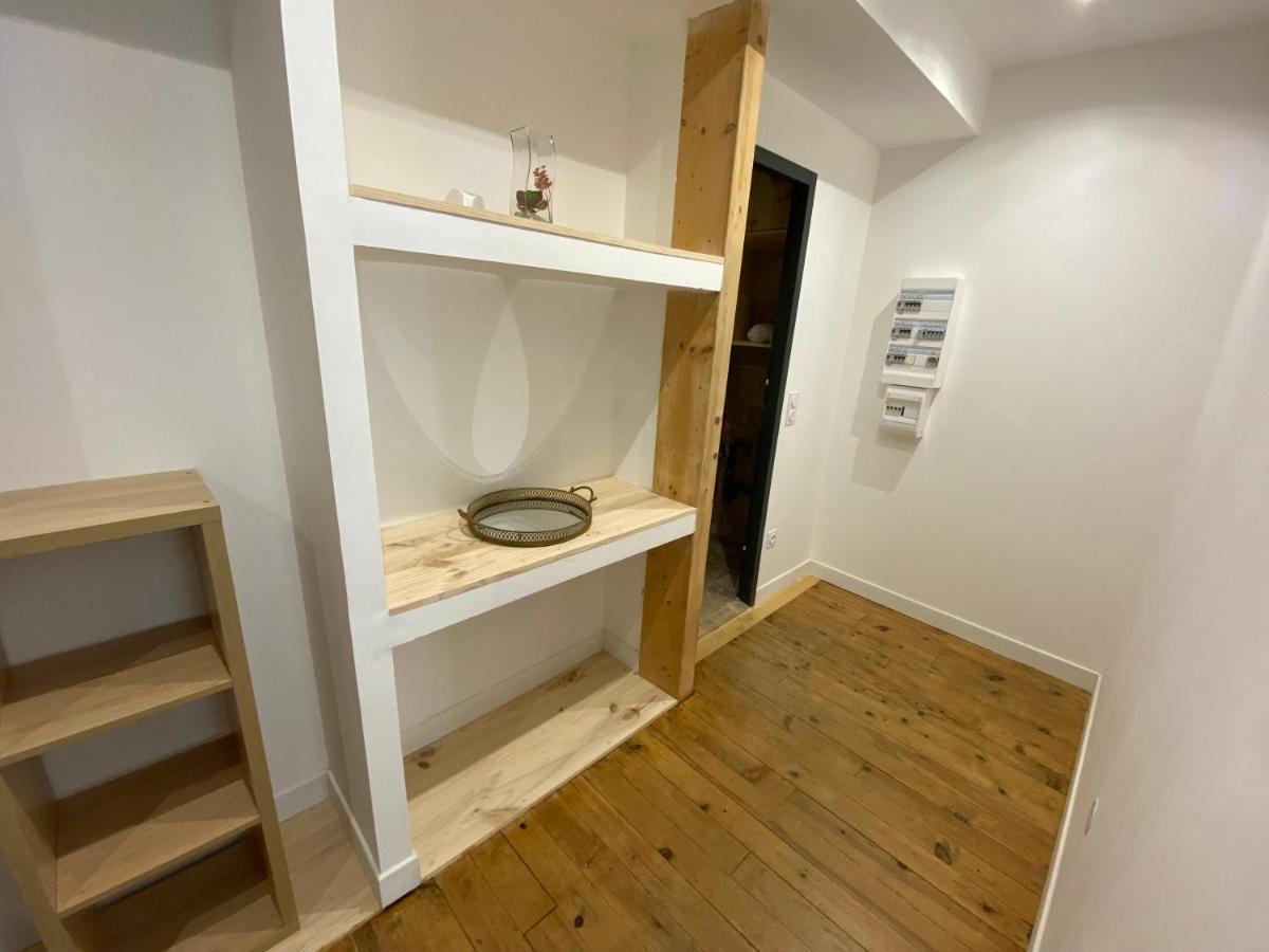 Logement Tout Equipe Layrac Exterior photo